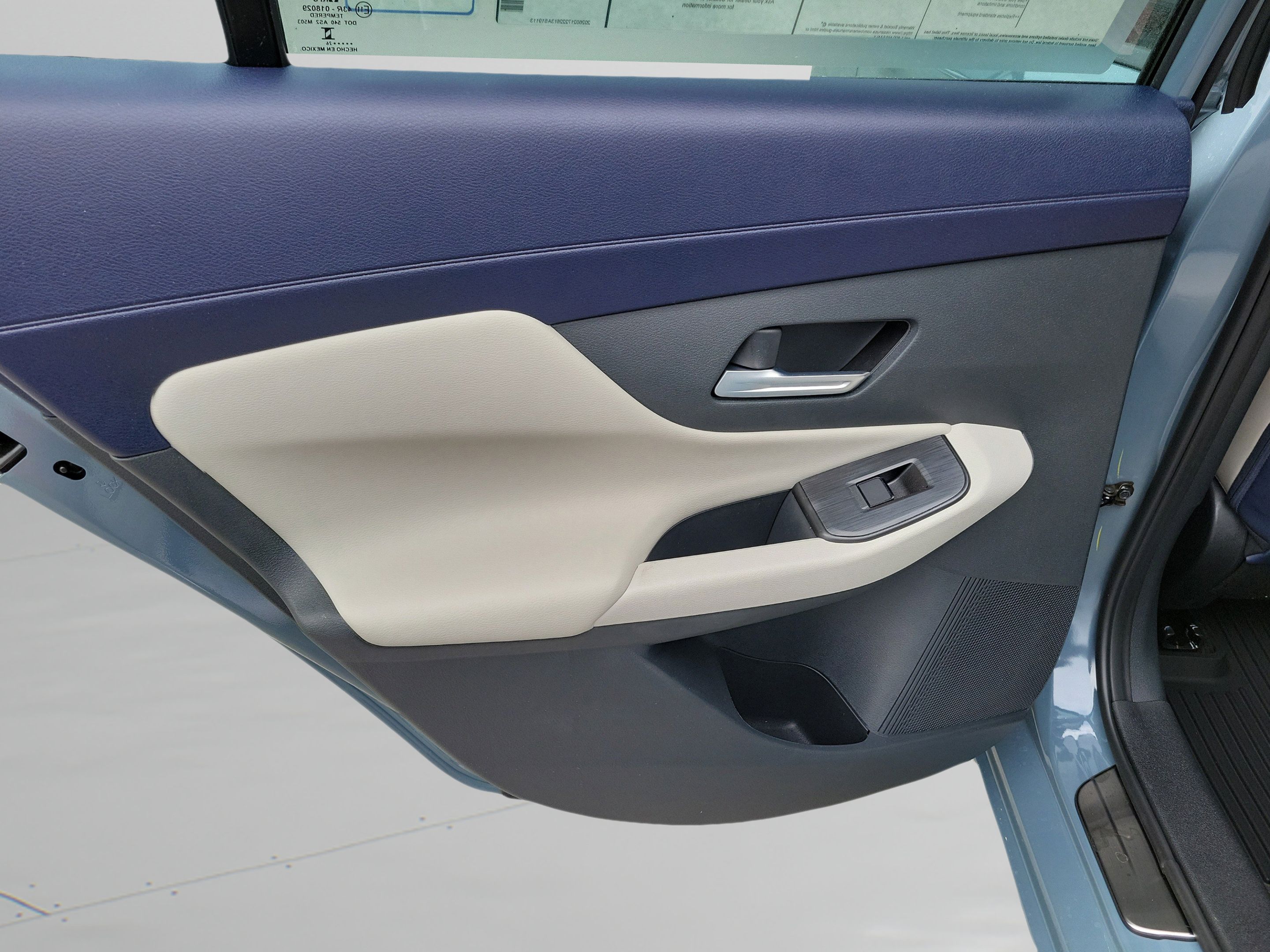 New 2026 Nissan Sentra SL w/ Floor Mat Package FWD image 11