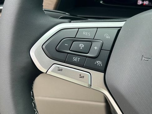 New 2026 Volkswagen Atlas SE FWD image 25