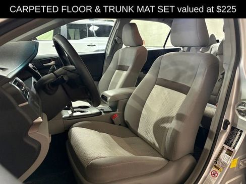 Used 2012 Toyota Camry LE image 5
