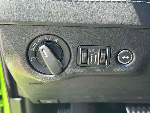 Used 2023 Dodge Charger SRT Hellcat w/ Harman/Kardon Audio Group image 20