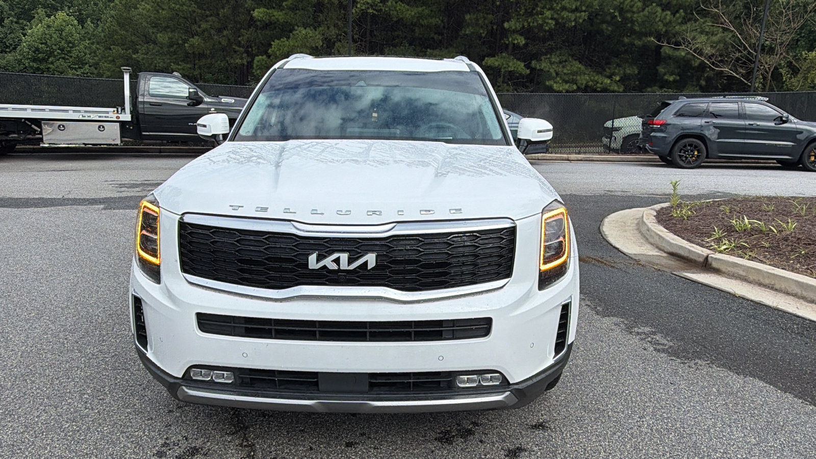 Used 2022 Kia Telluride SX w/ SX Prestige Package AWD/4WD image 3