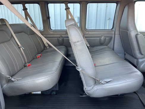 Used 2016 Chevrolet Express 2500 LS image 49