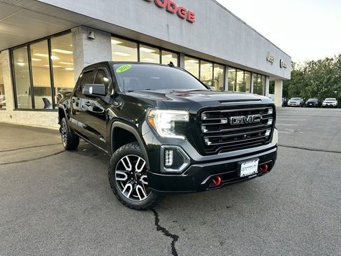 Used 2021 GMC Sierra 1500 AT4 w/ AT4 Value Package image 3