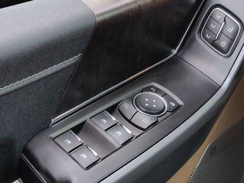 Used 2023 Ford F150 Lariat w/ Equipment Group 502A High AWD/4WD image 27