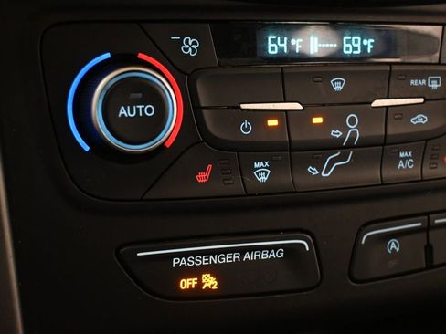 Used 2018 Ford Escape SEL AWD/4WD image 34