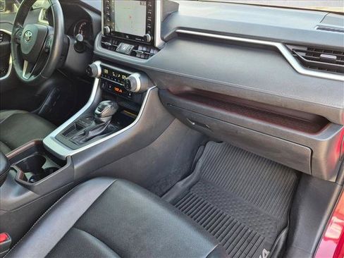 Used 2021 Toyota RAV4 Limited FWD image 20
