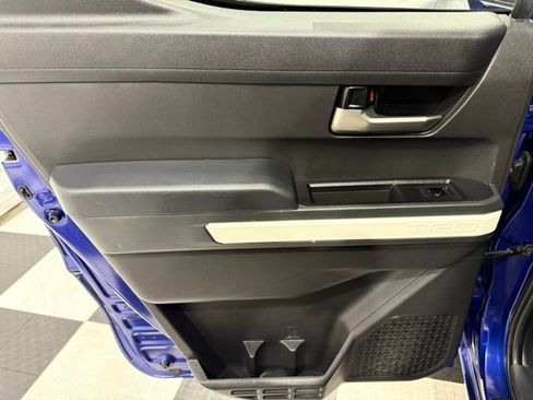 Used 2024 Toyota Tacoma TRD Off-Road image 16