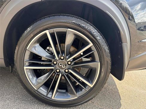 Certified 2025 INFINITI QX50 Sport image 32