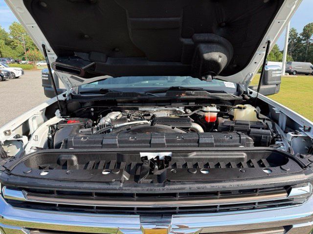 Used 2023 Chevrolet Silverado 2500 High Country w/ Z71 Off-Road Package AWD/4WD image 30