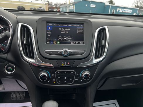 Used 2023 Chevrolet Equinox LT image 17