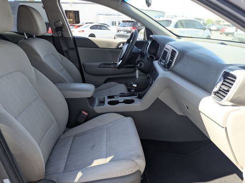 Used 2017 Kia Sportage LX AWD/4WD image 33
