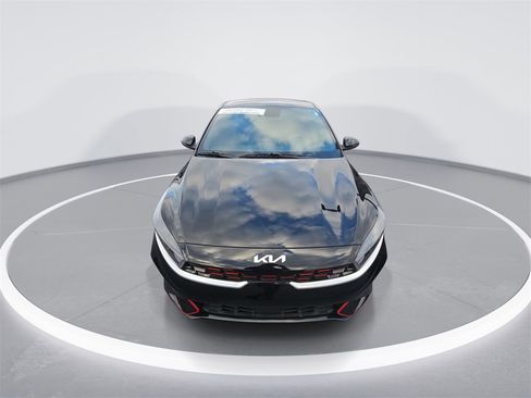 Used 2024 Kia Forte GT-Line w/ GT-Line Premium Package image 3