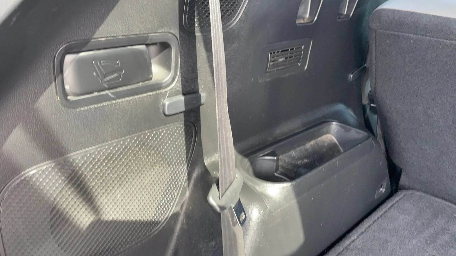 Used 2018 Hyundai Santa Fe FWD image 43