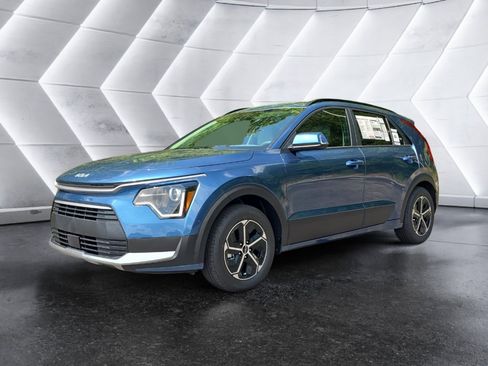 New 2025 Kia Niro EX image 1