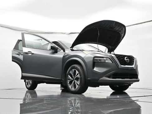 Used 2023 Nissan Rogue SV image 46