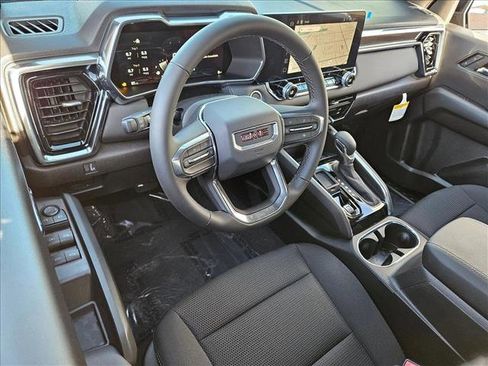 New 2026 GMC Canyon Elevation w/ Convenience Package RWD image 3