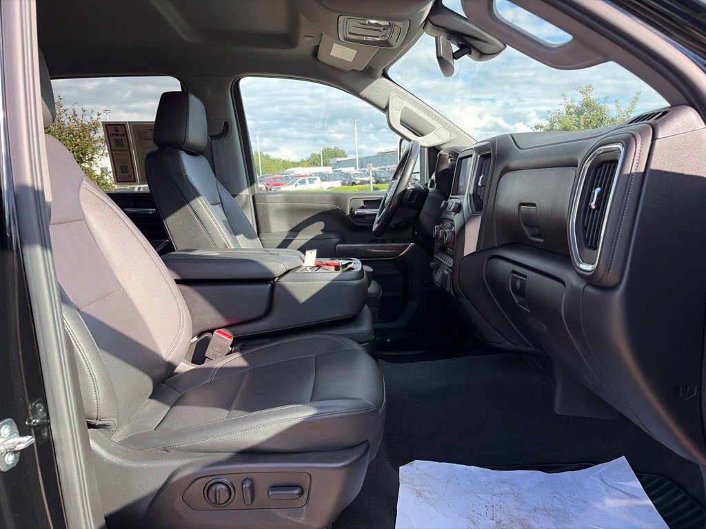 Used 2022 Chevrolet Silverado 2500 LTZ w/ Safety Package AWD/4WD image 24