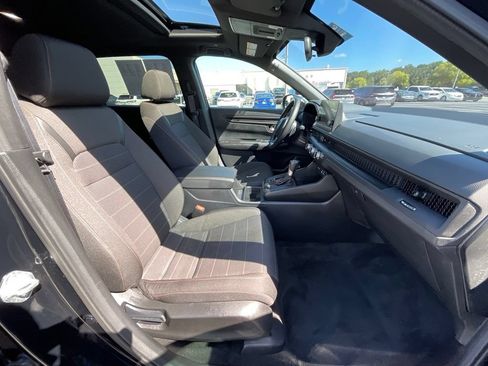 Certified 2025 Honda CR-V Sport image 32