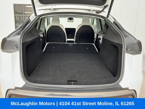Used 2026 Tesla Model Y Long Range image 12
