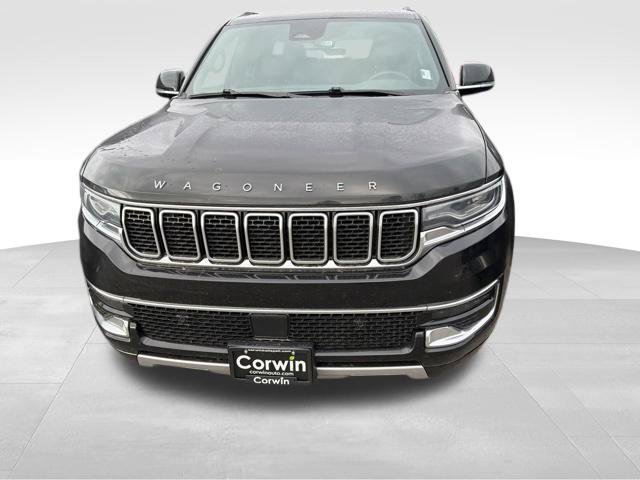 Used 2024 Jeep Wagoneer Series II w/ Flexible Seating Group AWD/4WD image 14