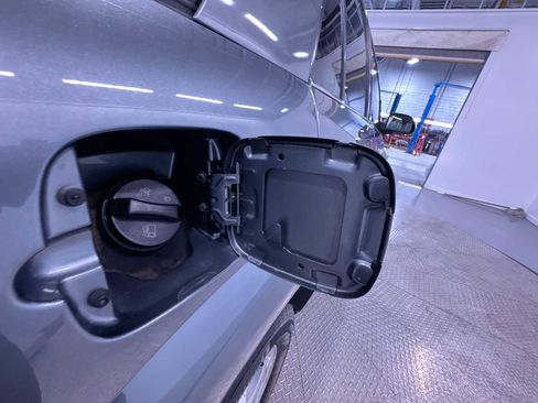 Used 2006 Saturn Vue 2WD V6 image 33