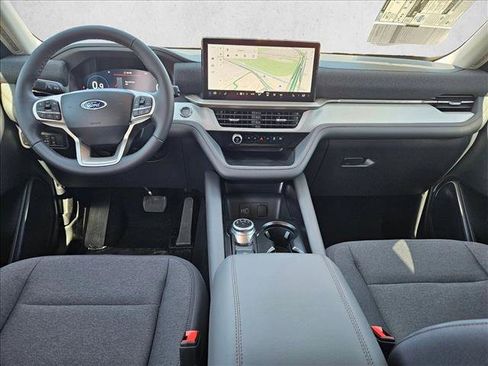 New 2026 Ford Explorer Active RWD image 15