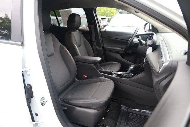 Used 2025 Buick Encore GX Preferred FWD image 23