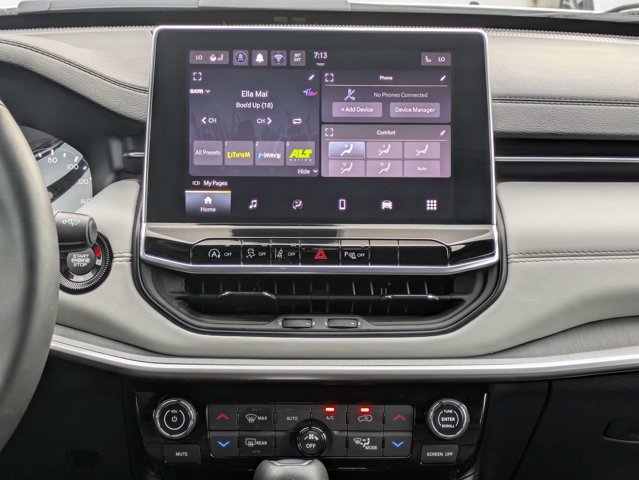 Certified 2025 Jeep Compass Limited AWD/4WD image 18