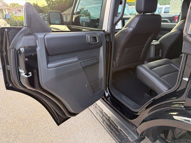 New 2026 Ford Bronco Outer Banks AWD/4WD image 9