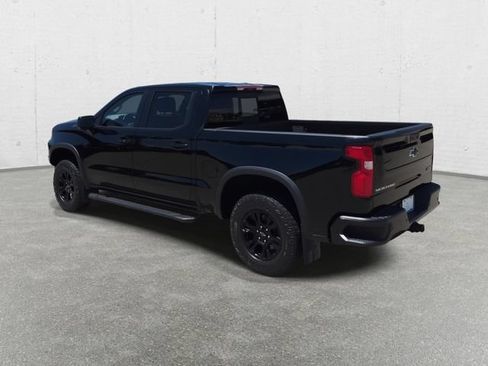 Used 2022 Chevrolet Silverado 1500 ZR2 w/ Technology Package AWD/4WD image 7