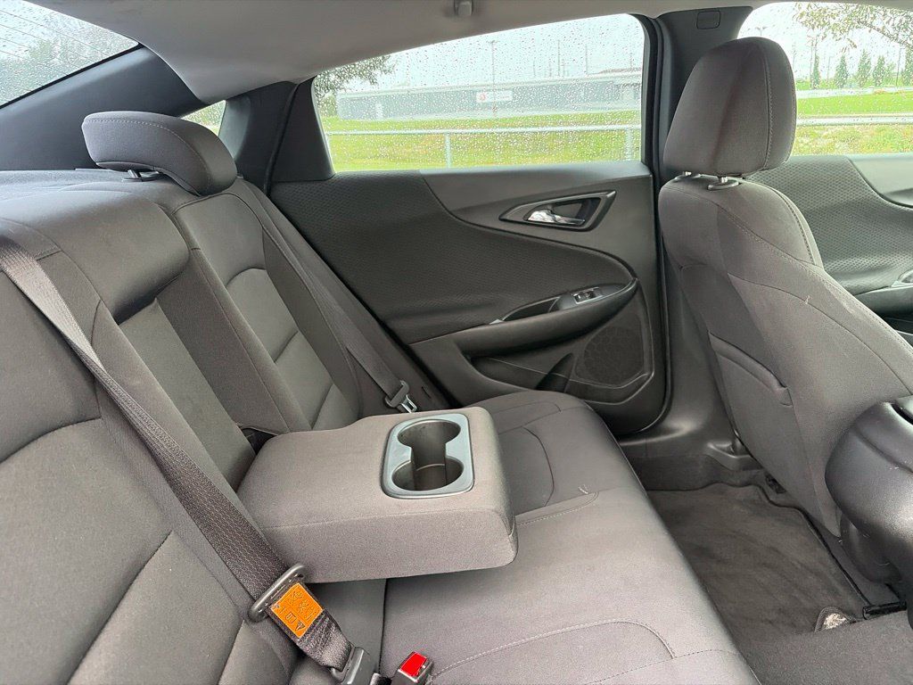 Used 2017 Chevrolet Malibu LS FWD image 31
