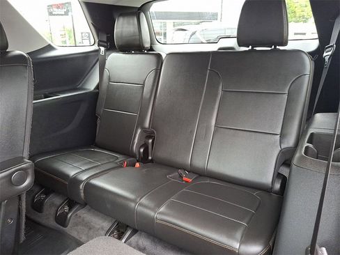 Used 2020 Chevrolet Traverse RS w/ LPO, Floor Liner Package image 11