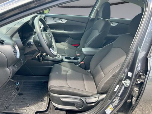 Used 2024 Kia Forte LX FWD image 11