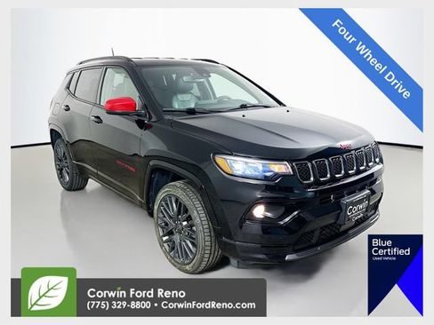Used 2023 Jeep Compass Limited AWD/4WD image 1