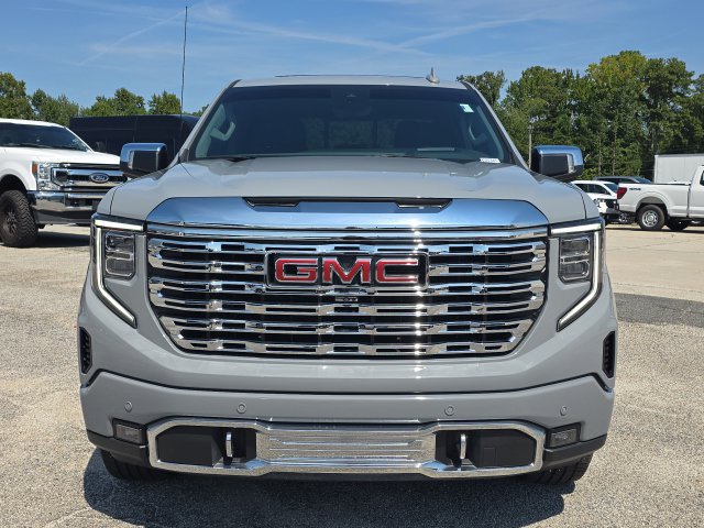Used 2024 GMC Sierra 1500 Denali AWD/4WD image 8