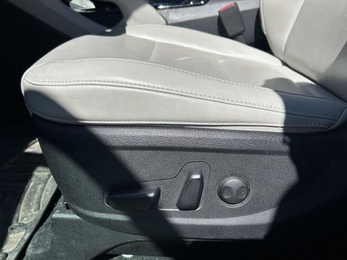 Used 2021 Kia Telluride S image 6