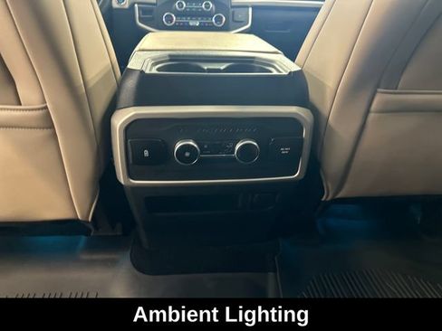 Used 2023 Ford Expedition XLT AWD/4WD image 28