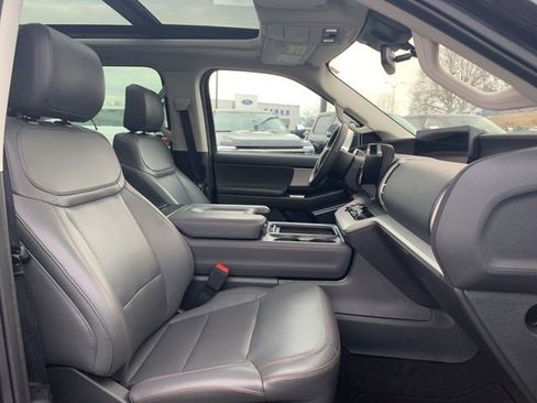 Certified 2025 Ford Expedition Max Active image 18