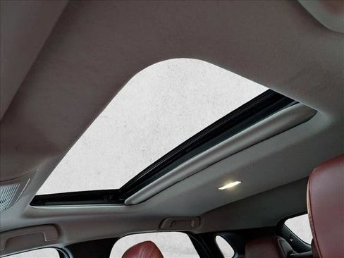 Used 2025 MAZDA CX-30 AWD 2.5 S w/ Preferred Package image 16