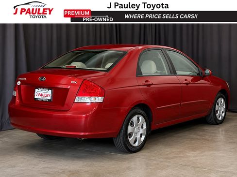 Used 2009 Kia Spectra EX FWD image 3