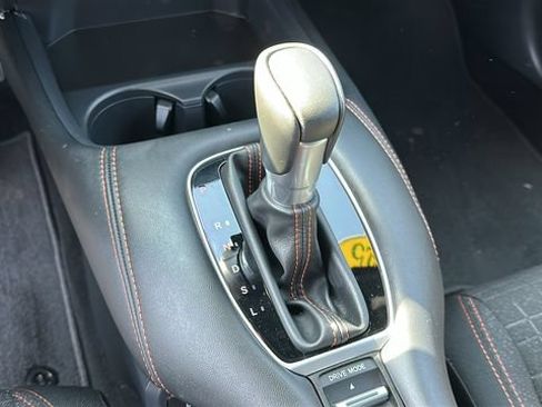 Used 2025 Honda HR-V Sport image 17