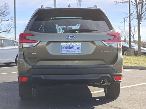 Used 2023 Subaru Forester Limited image 26