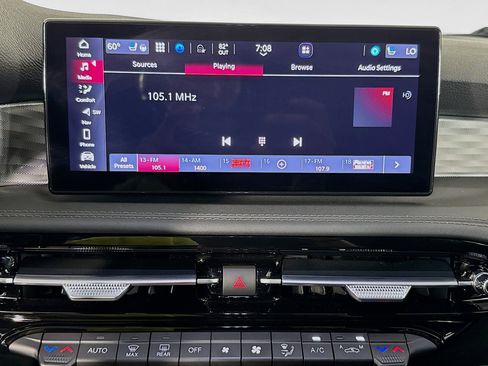 Used 2024 Alfa Romeo Tonale Veloce image 17