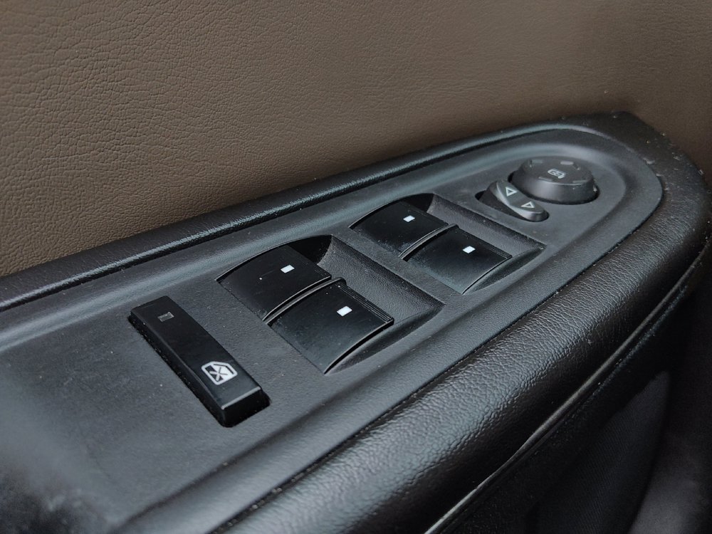 Used 2015 GMC Acadia SLT AWD/4WD image 27