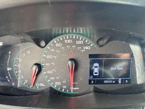 Used 2020 Chevrolet Trax Premier AWD/4WD image 18