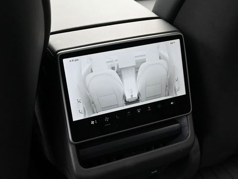 Used 2024 Tesla Model 3 Standard Range image 24