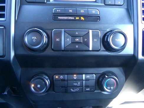 Used 2019 Ford F150 XL w/ Equipment Group 101A Mid AWD/4WD image 23
