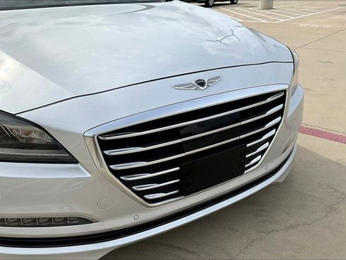 Used 2017 Genesis G80 3.8 w/ Option Group 03 image 36