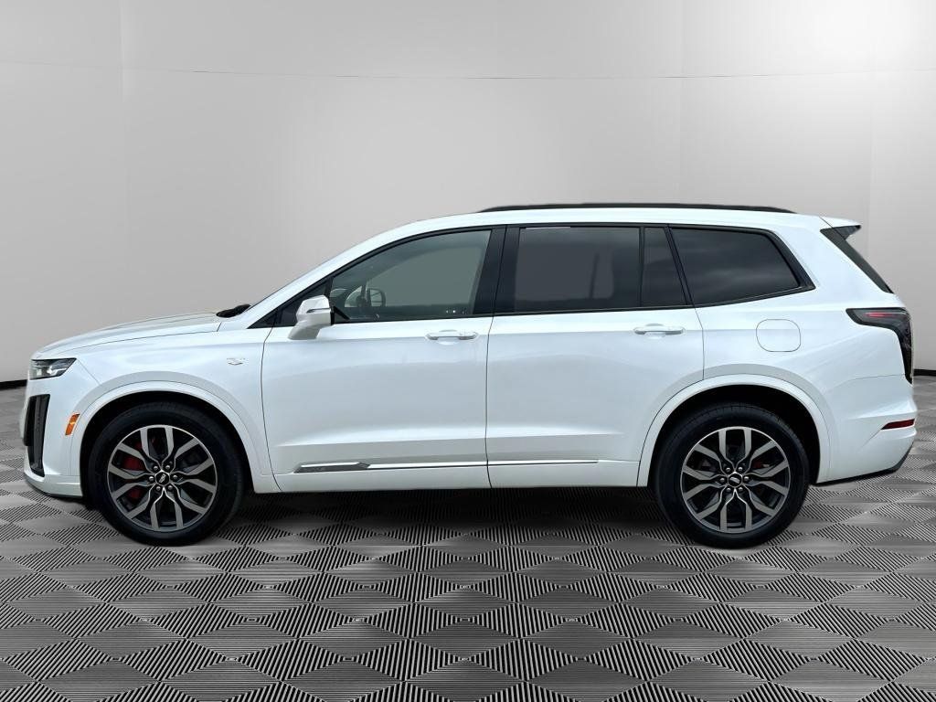 Used 2023 Cadillac XT6 Sport AWD/4WD image 7