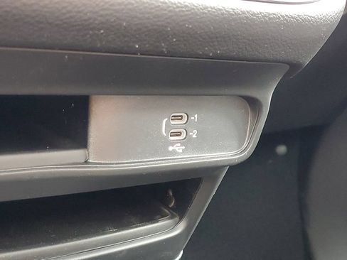 New 2027 Chrysler Pacifica Select FWD image 36